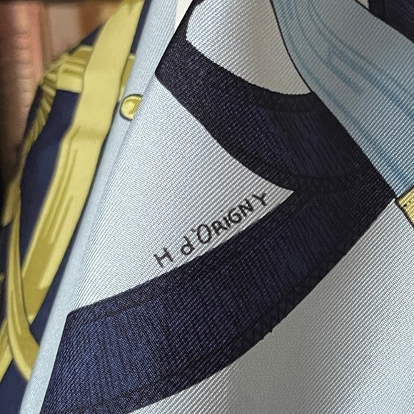 vintage scarf - Picture 6 of 7